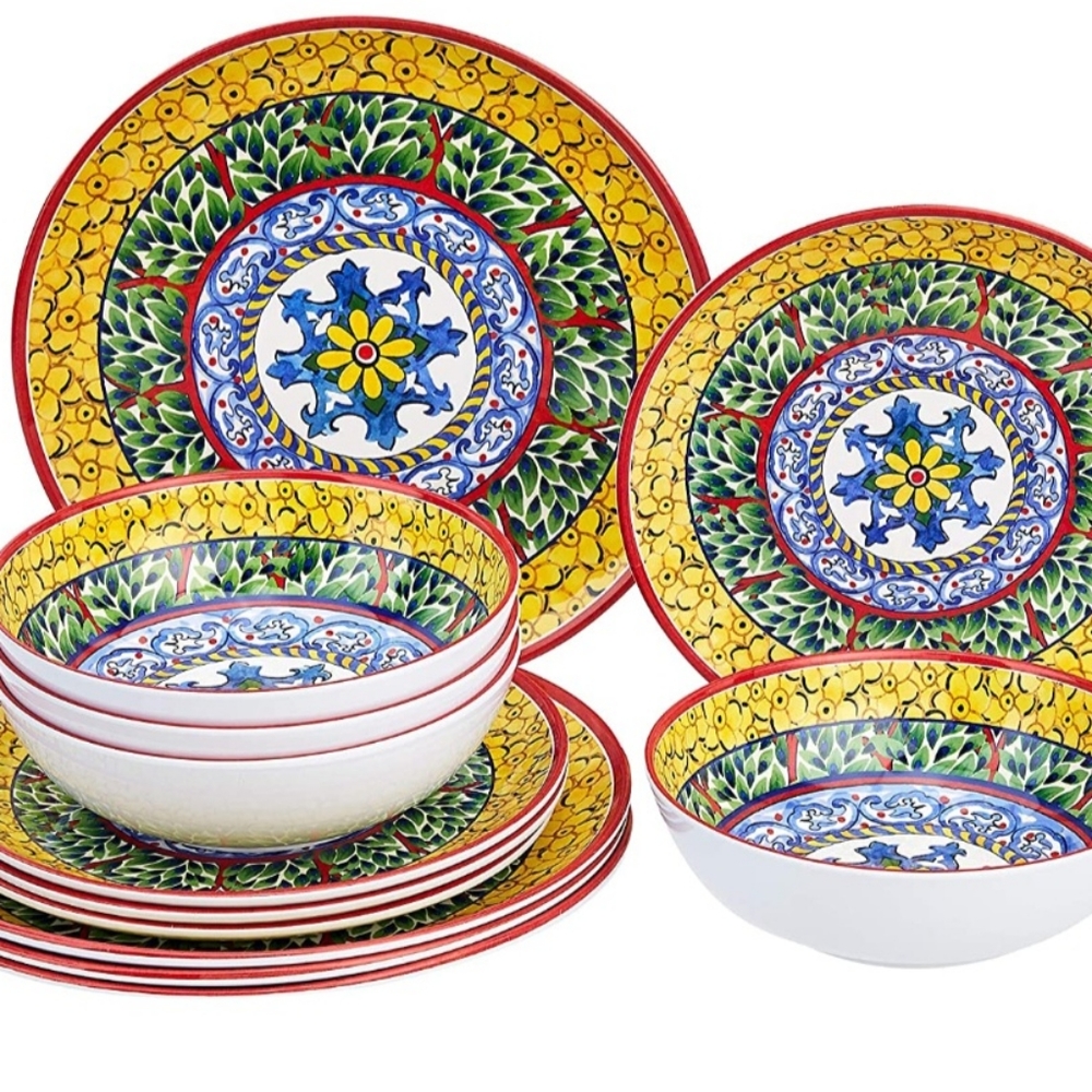 Dinnerware Set, Service for 4, Traditional Decorated - Set of 12